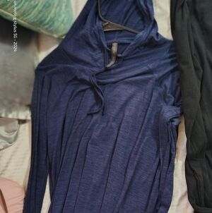 GAIAM Navy Heather Long Sleeve Top